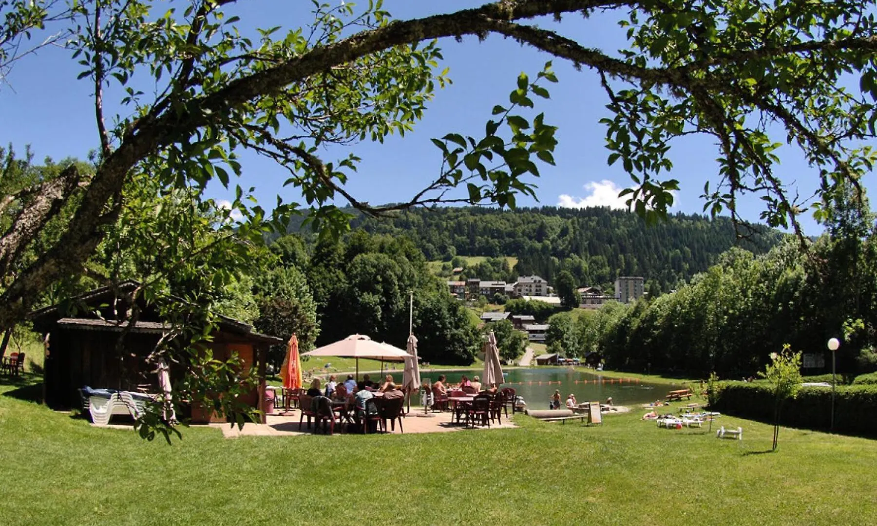 Les Chalets Des Evettes - Appartement Deux Chambres Au Pied Des Pistes Dans Une Residence Avec Piscine Mae-6291 Flumet 0*,
